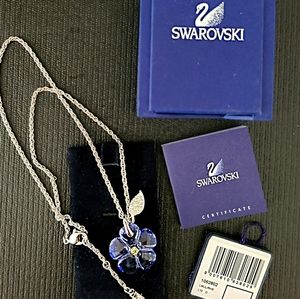 SWAROVSKI Necklace SCS ARCTIC FLOWER PENDANT